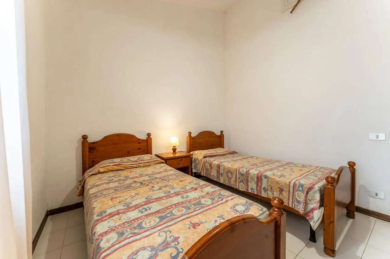Giannella Apartment 0*,